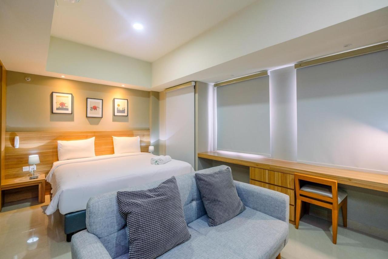 Cozy And Spacious At Mustika Golf By Travelio Apartemen *